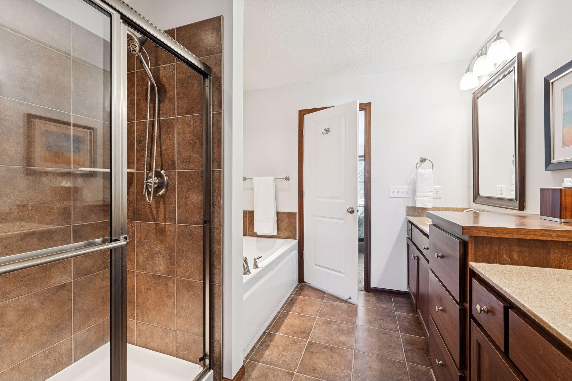 13714 Orchard Road Minnetonka, MN 55305 - Photo 28 of 54