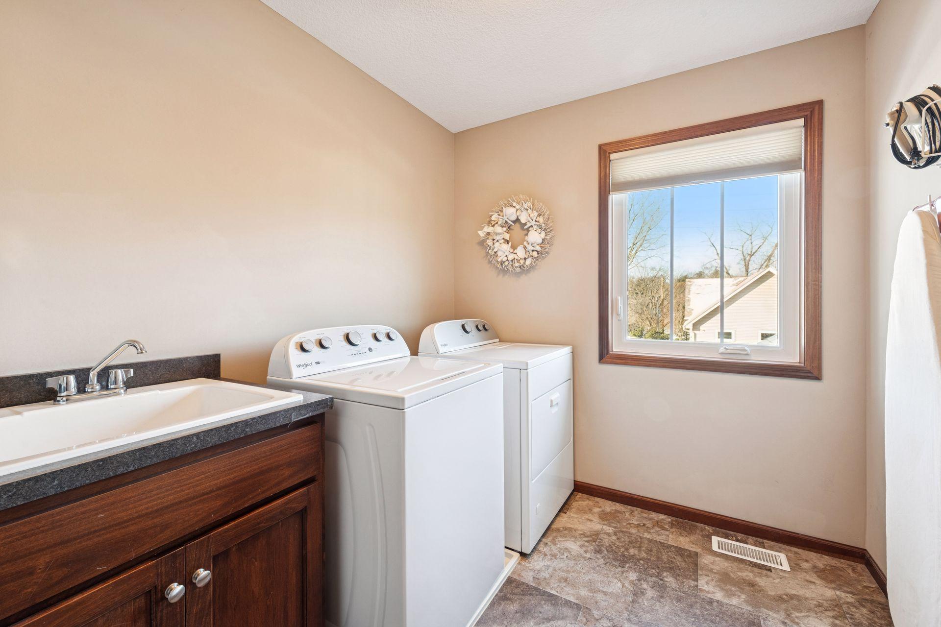 13714 Orchard Road Minnetonka, MN 55305 - Photo 36 of 54