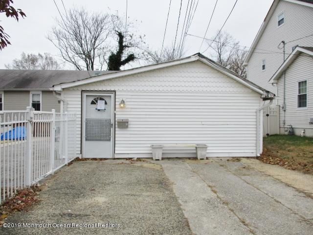 3 Walnut Terrace Keyport, NJ 07735 - Photo 3 of 17 352-820018_-_Front_of_Cottage