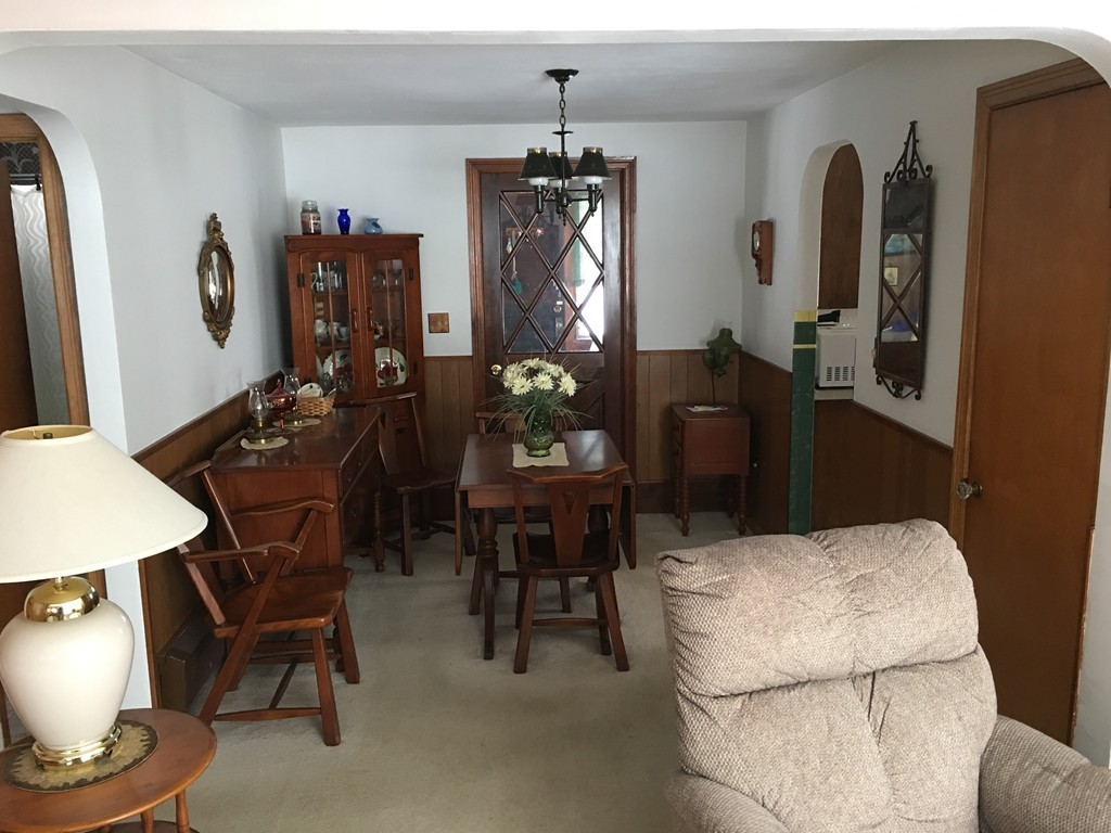 27 Kane Street Springfield, MA 01129 - Photo 3 of 6 a dining room with furniture and window