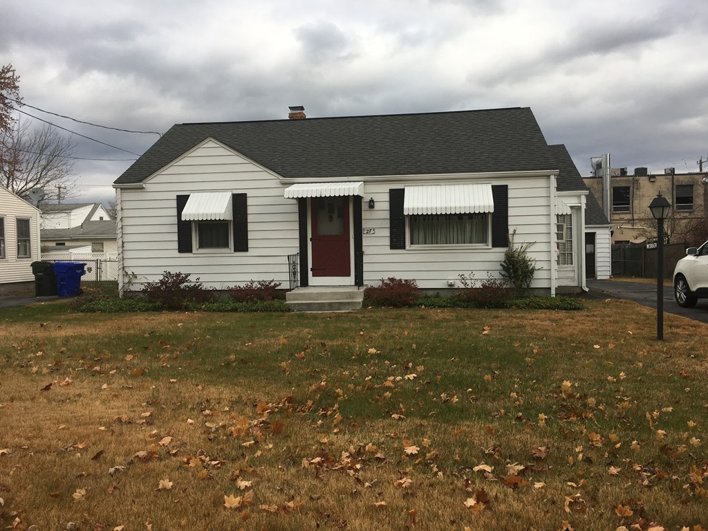 27 Kane Street Springfield, MA 01129 - Photo 6 of 6 a front view of house with yard