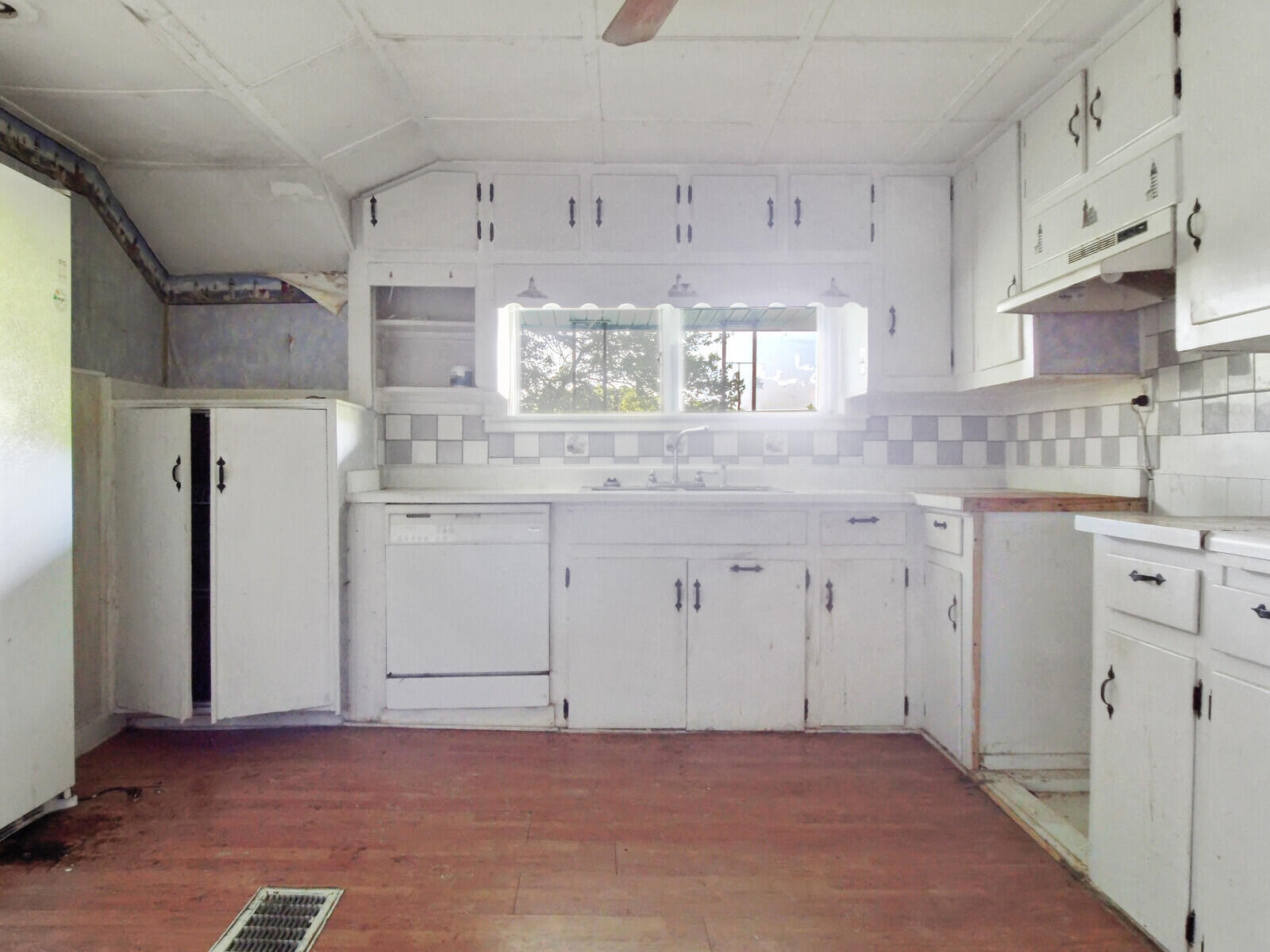 75 Lakeside Drive Sebec, ME 04481 - Photo 16 of 55 Kitchen