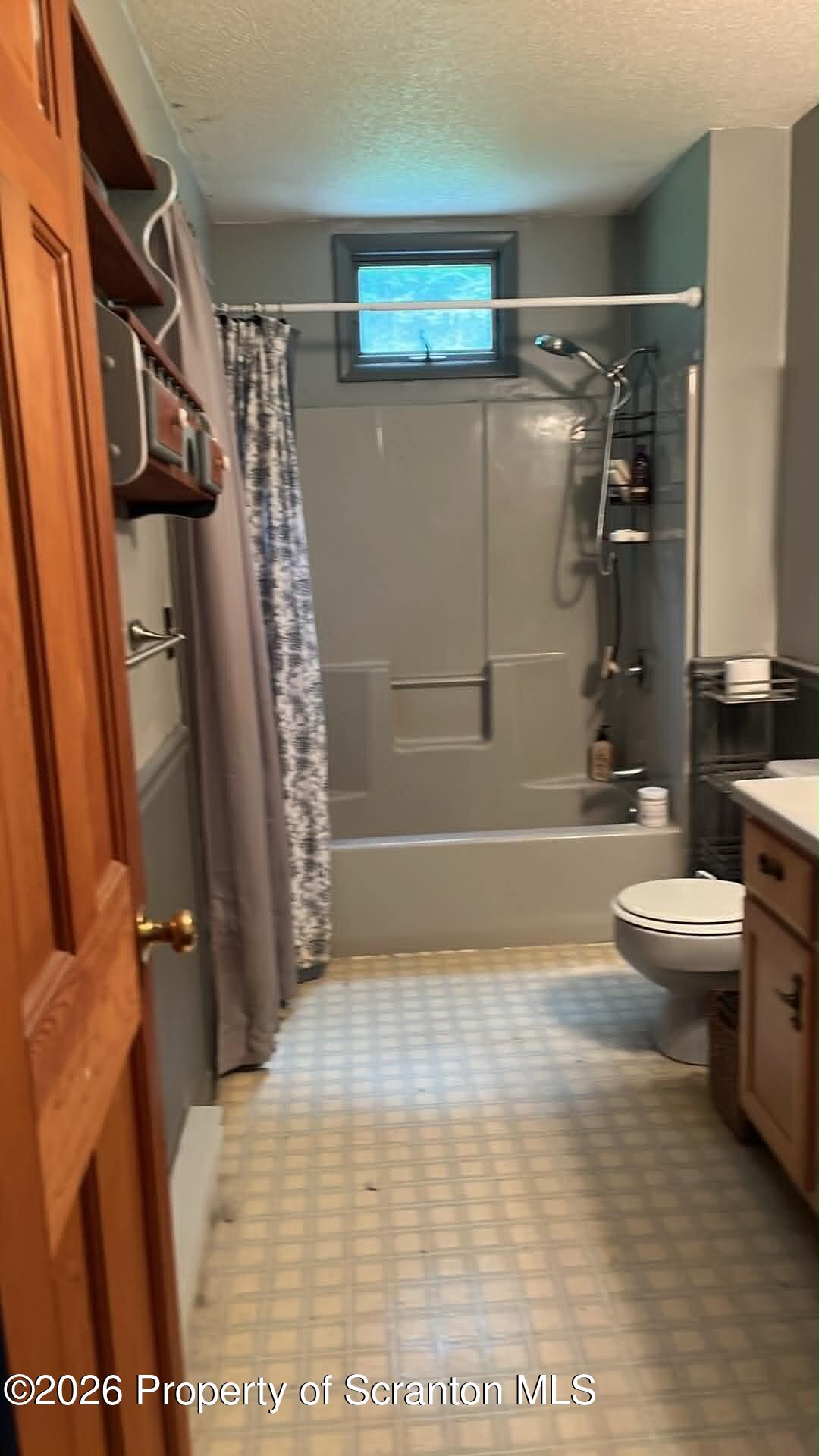 91 Pond Road Lake Ariel, PA 18436 - Photo 10 of 34 Bathroom