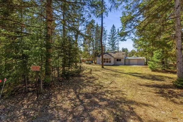 $124,900 | N11765 Deer Lake Road, Athelstane, WI 54104