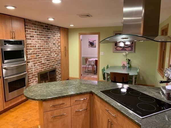 39 Wayland Hills Road Wayland, MA 01778 - Photo 11 of 18 Gallery Image 11