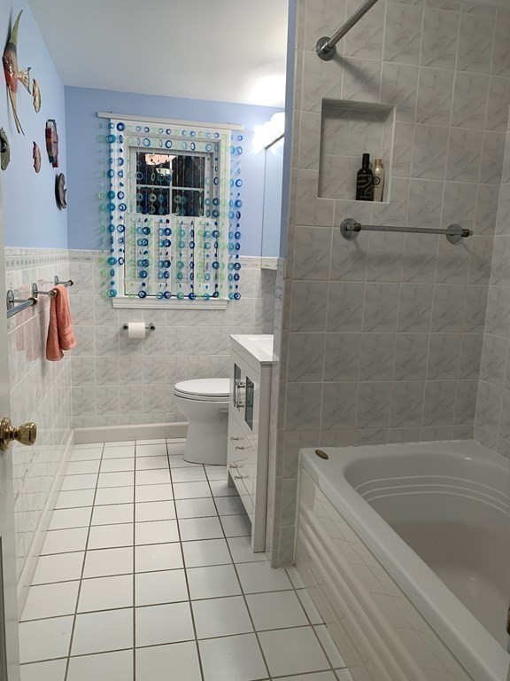 39 Wayland Hills Road Wayland, MA 01778 - Photo 12 of 18 Gallery Image 12