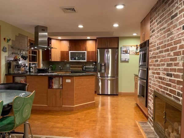 39 Wayland Hills Road Wayland, MA 01778 - Photo 10 of 18 Gallery Image 10