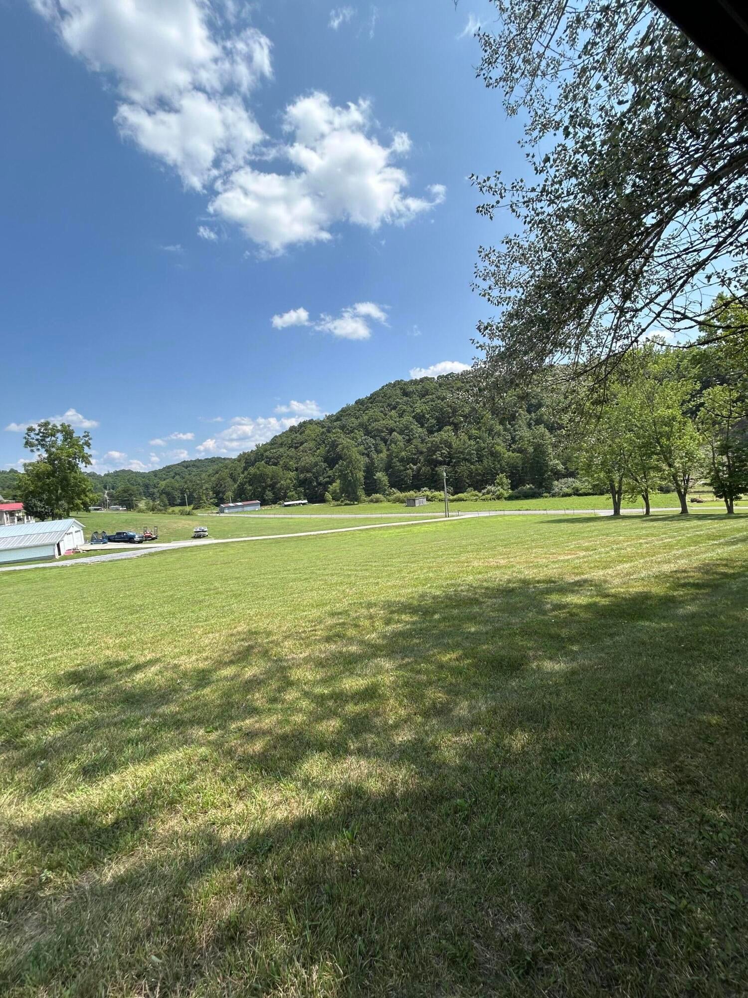 1836 Adair Road Peterstown, WV 24963 - Photo 103 of 138 Gallery Image 103