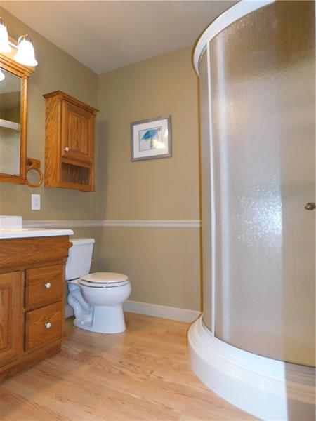 189 Line Road Mercer, PA 16137 - Photo 20 of 25 MASTER BATH