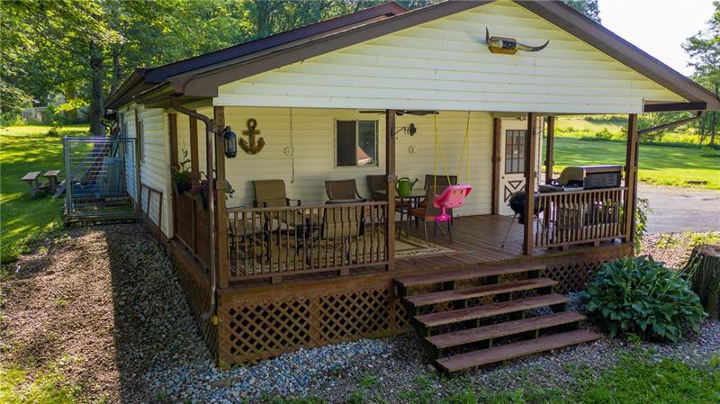 189 Line Road Mercer, PA 16137 - Photo 6 of 25 WONDERFUL DECK