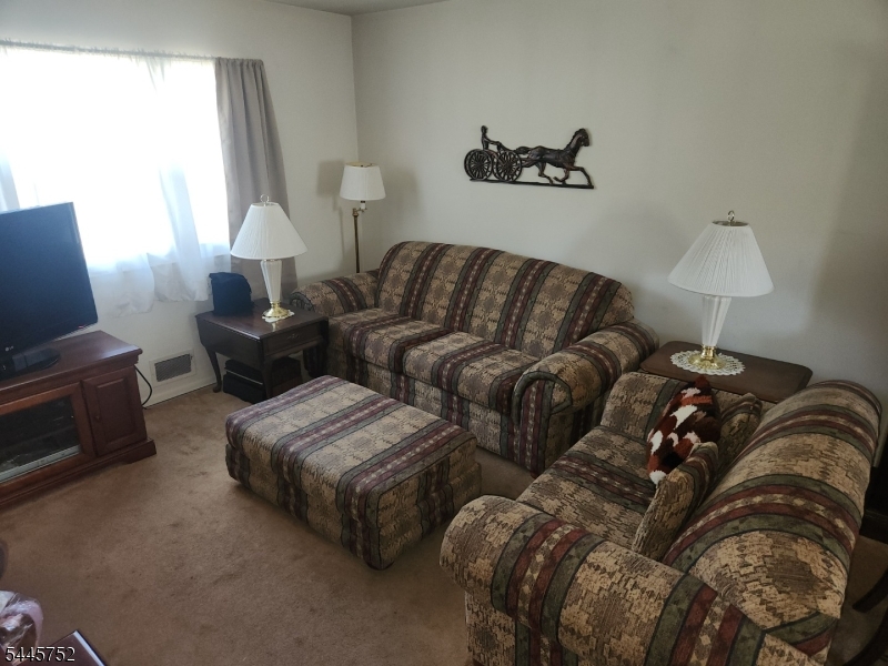 201 1st Street Middlesex, NJ 08846 - Photo 2 of 12