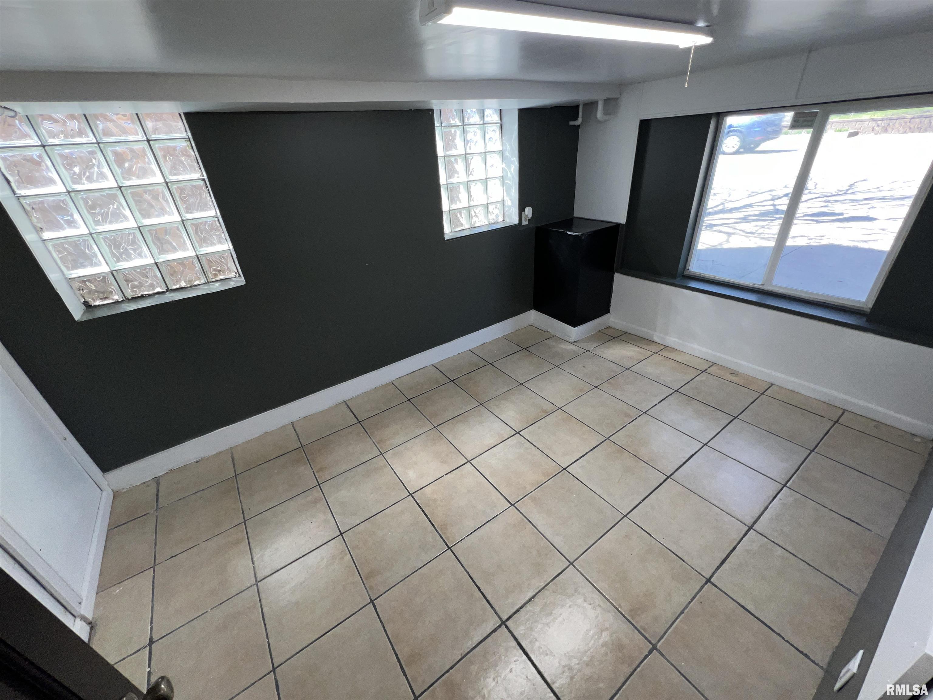 416 West Main Street, Unit A Peoria, IL 61606 - Photo 6 of 13