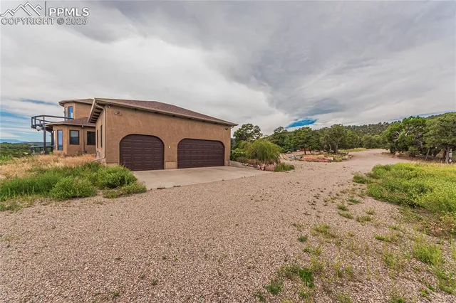 $1,399,000 | 900 Meadow Lane, Gardner, CO 81040