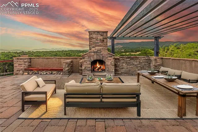 $1,399,000 | 900 Meadow Lane, Gardner, CO 81040