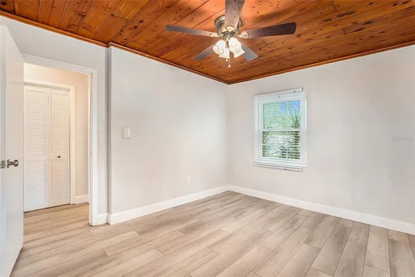 $1,800 | 5305 Whiteway Drive, Temple Terrace, FL 33617