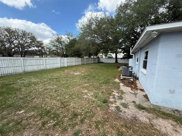 $1,800 | 5305 Whiteway Drive, Temple Terrace, FL 33617