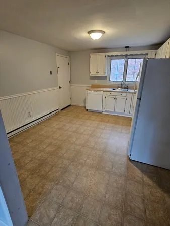 $1,990 | 26 Nugget Drive, Unit MR, Charlton, MA 01507