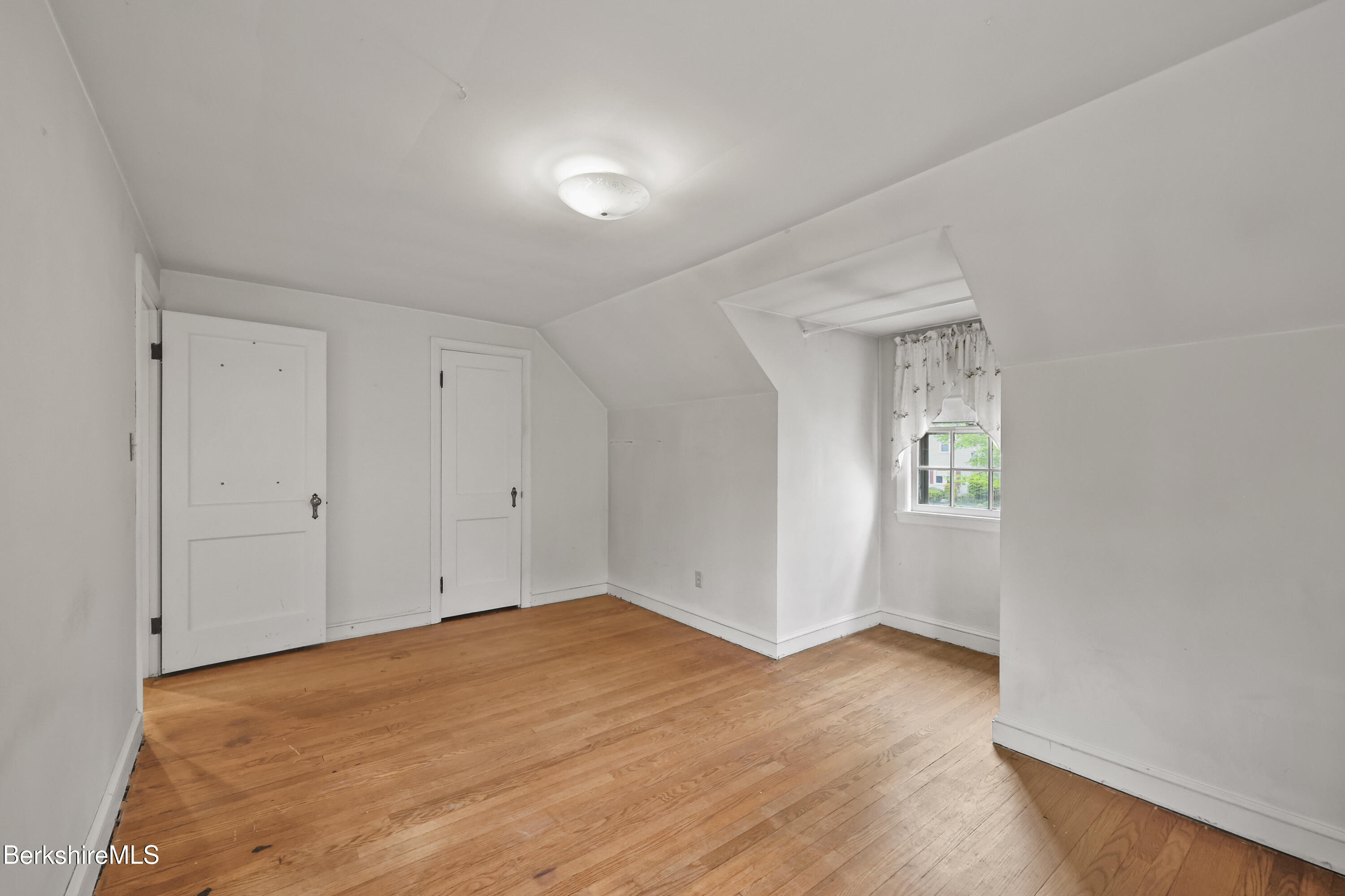 32 Jason Street Pittsfield, MA 01201 - Photo 24 of 27 125 Second Floor Bedroom Two