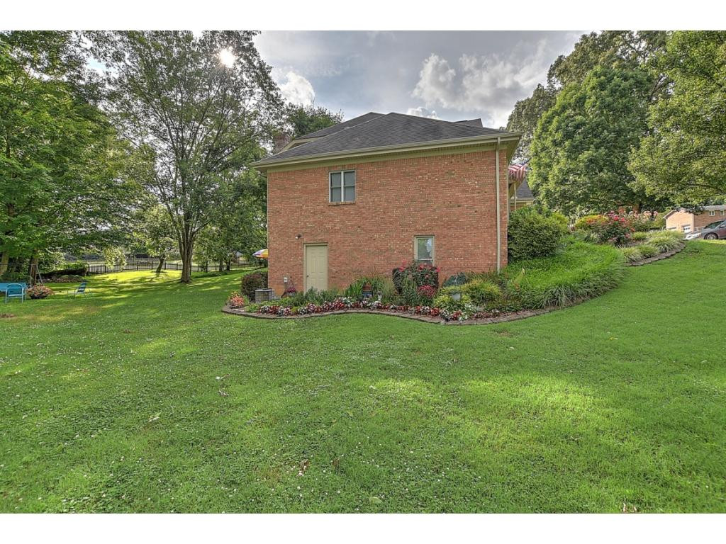 341 Pettyjohn Road Kingsport, TN 37664 - Photo 33 of 36 Photo 33