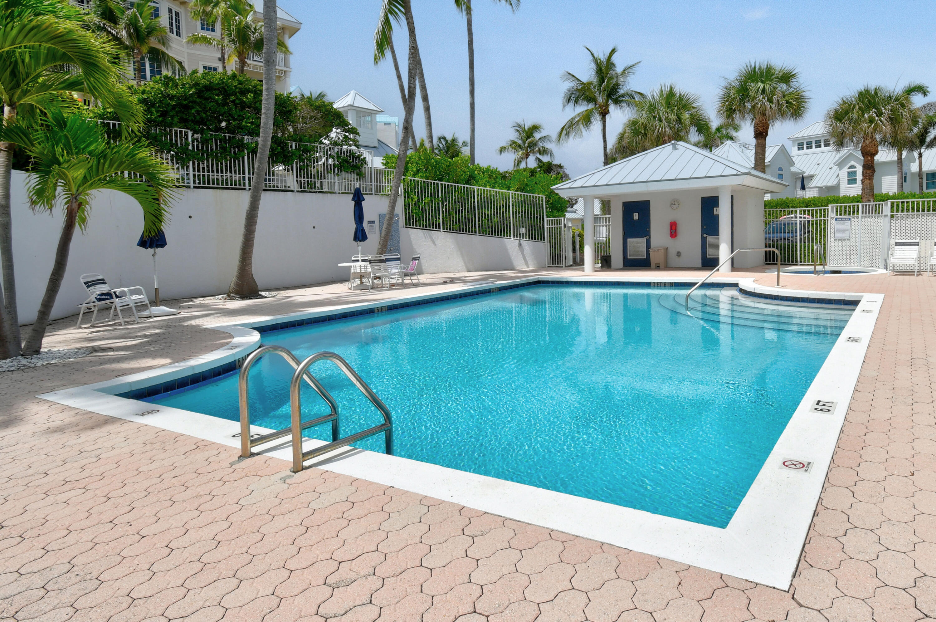 154 Jupiter Key Road Jupiter, FL 33477 - Photo 36 of 64 JupiterKey-Pool(4)