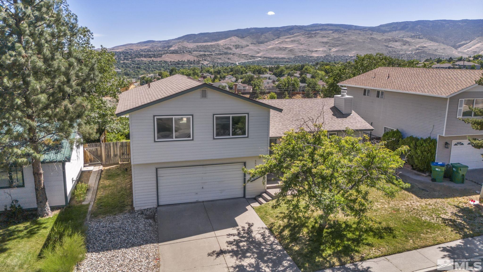 2835 Everett Drive Reno, NV 89503 - Photo 1 of 39 Photo 1