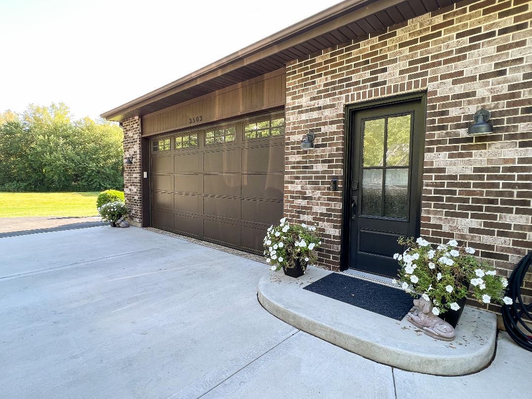3503 Deep Cut Road Woodstock, IL 60098 - Photo 3 of 34
