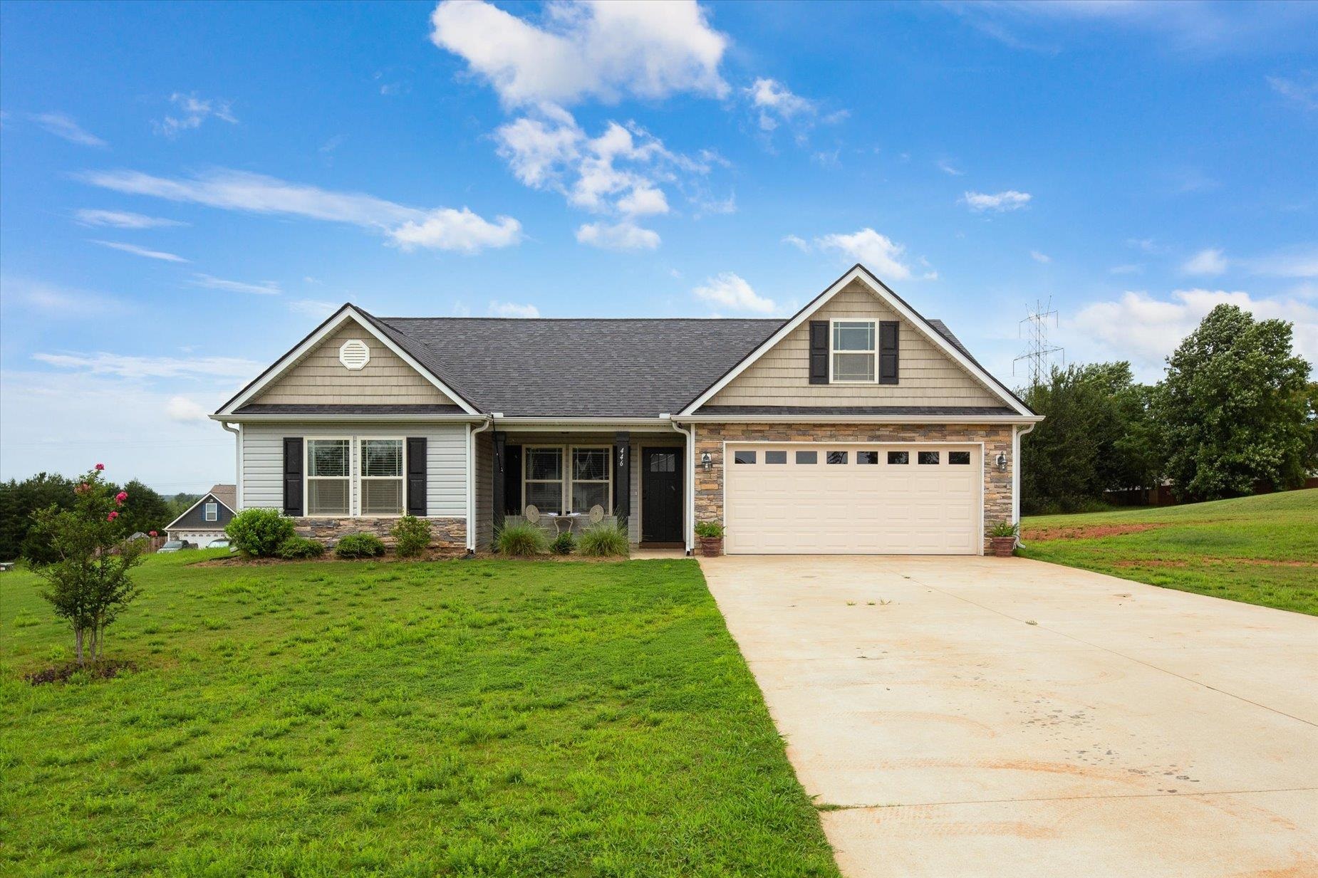 446 Roys Place Wellford, SC 29385 - Photo 1 of 27