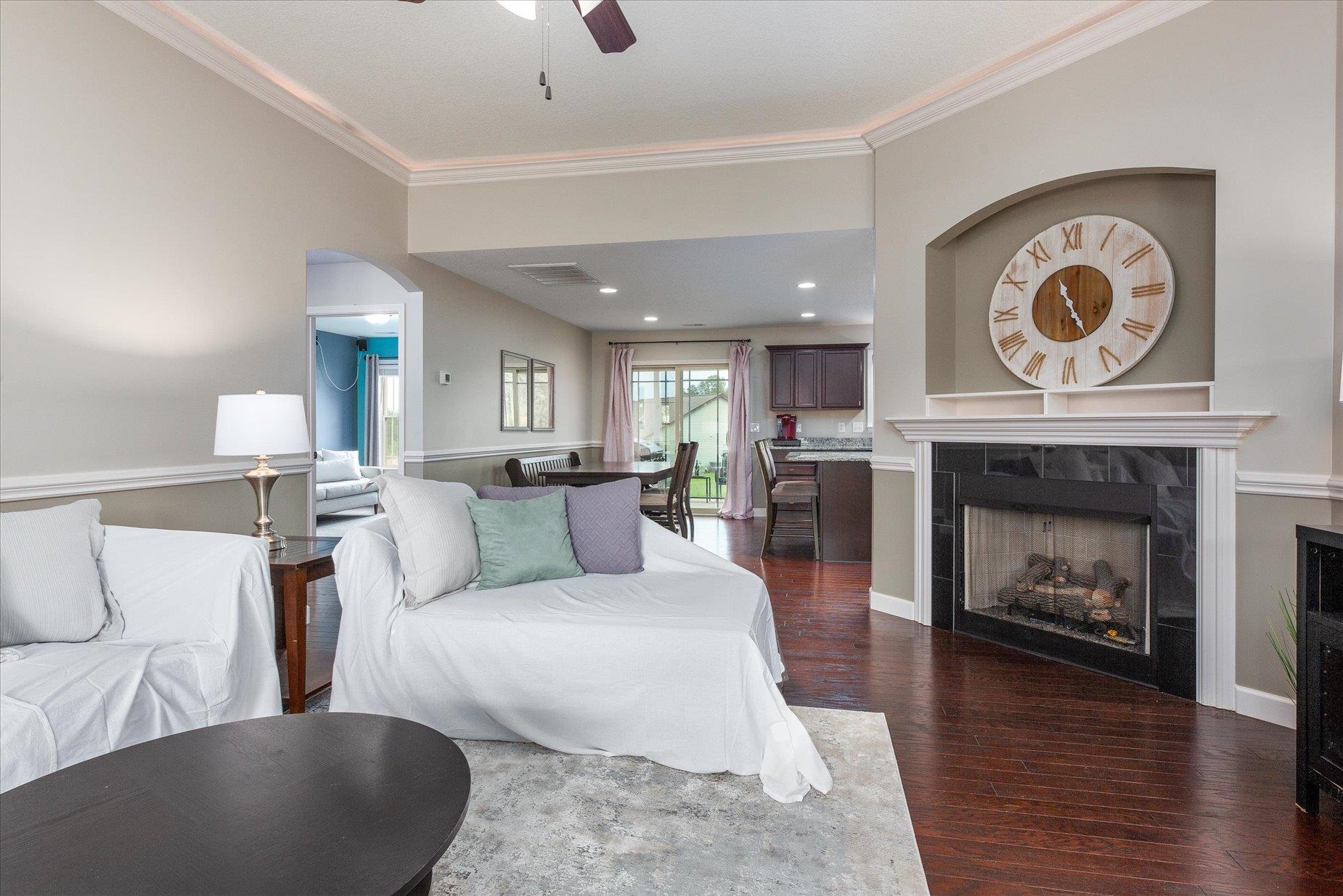 446 Roys Place Wellford, SC 29385 - Photo 4 of 27