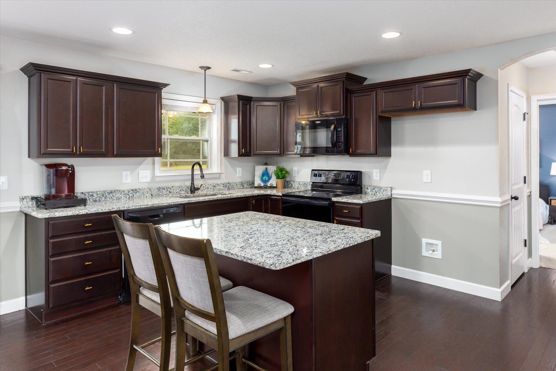 446 Roys Place Wellford, SC 29385 - Photo 9 of 27