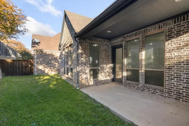 a view of a porch with a area
