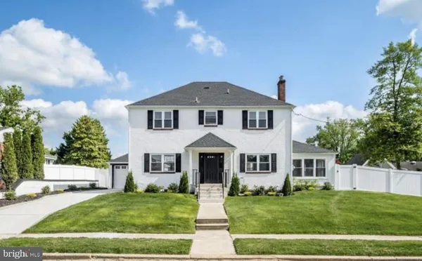 $585,000 | 267 McCarthy Avenue, Mantua, NJ 08051