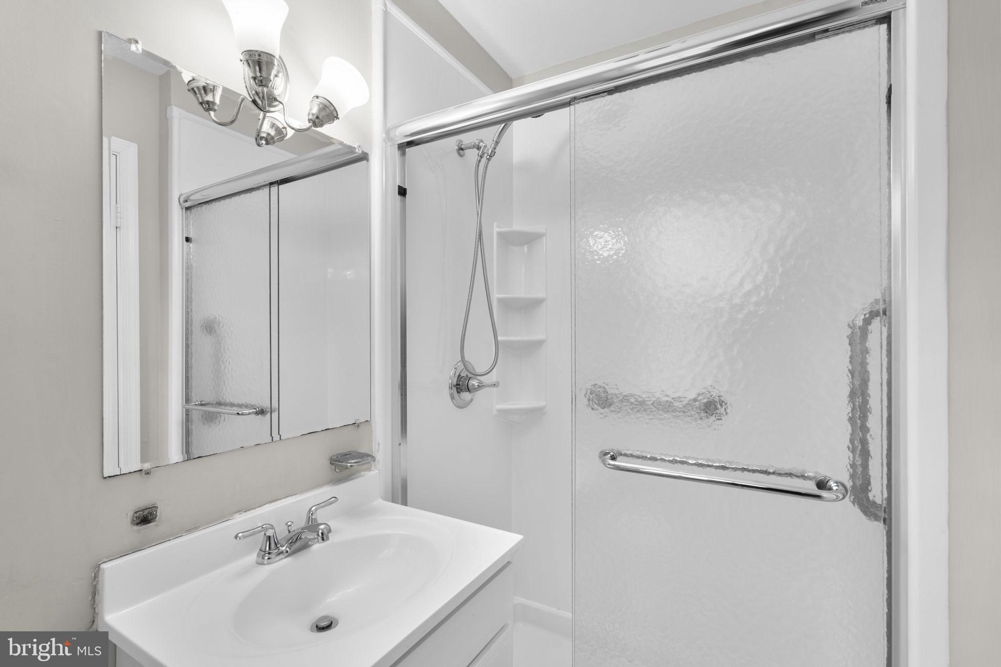1585 Kimblewick Road Potomac, MD 20854 - Photo 49 of 60