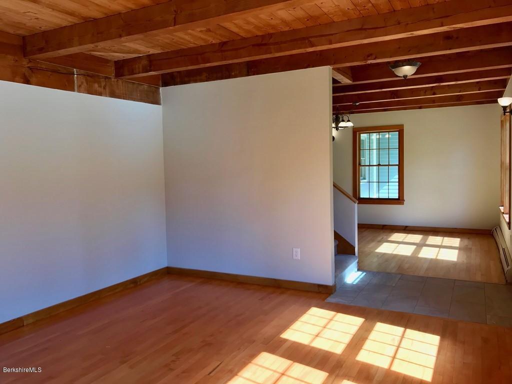 13 West Parsons Road Conway, MA 01341 - Photo 12 of 32 12-Living Room