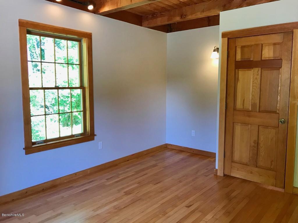 13 West Parsons Road Conway, MA 01341 - Photo 15 of 32 15-Bedrm