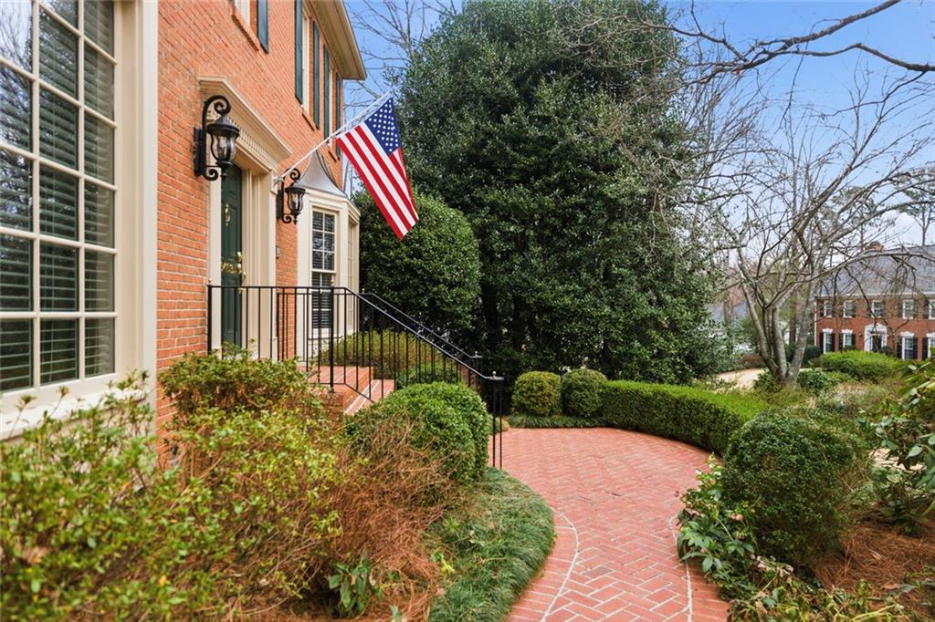 3463 Buck Hill Road Marietta, GA 30067 - Photo 6 of 82