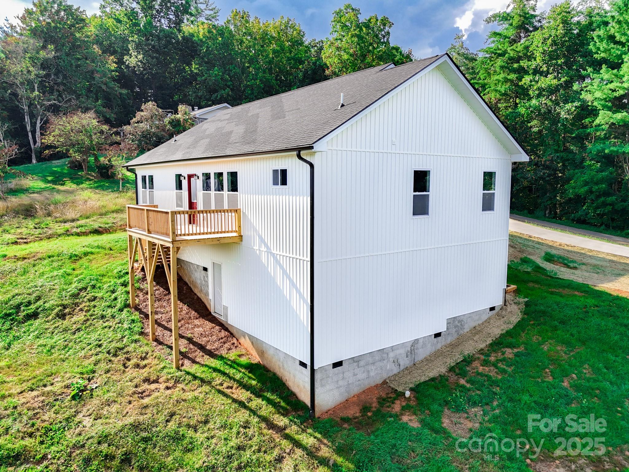 220 Pine Ridge Road Mars Hill, NC 28754 - Photo 45 of 47 Gallery Image 45