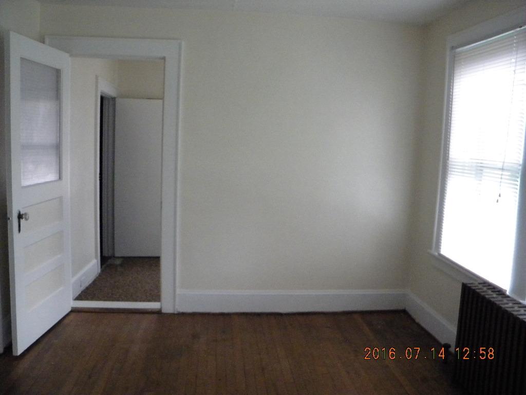 2746 Cove Road Roanoke, VA 24017 - Photo 13 of 15 DSCN9143