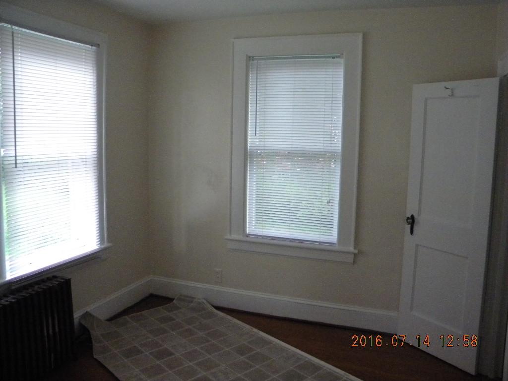 2746 Cove Road Roanoke, VA 24017 - Photo 14 of 15 DSCN9144