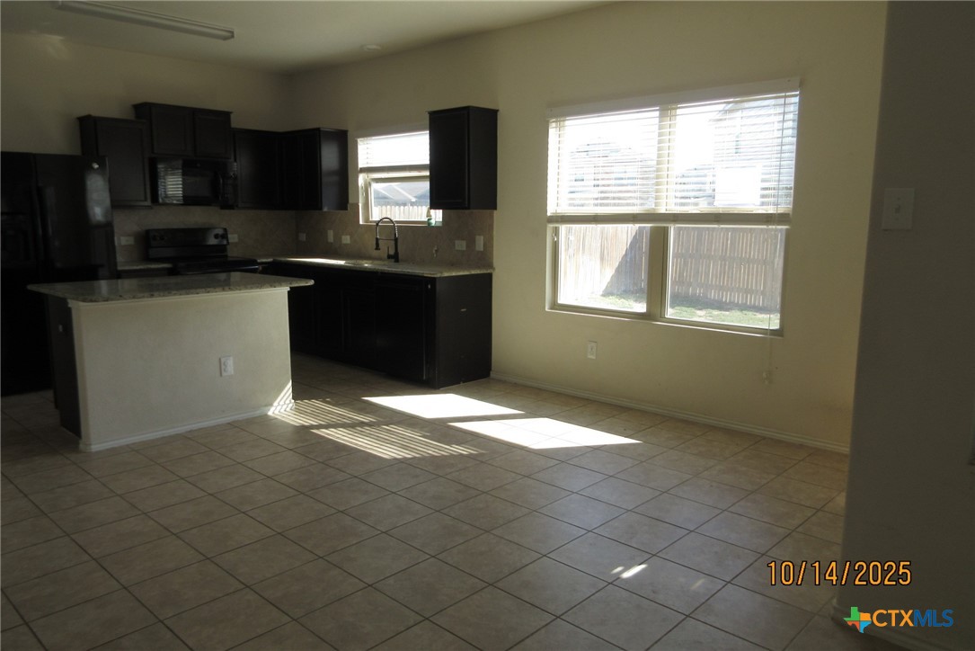 117 Open Sky Way, Unit 4D Jarrell, TX 76537 - Photo 7 of 36