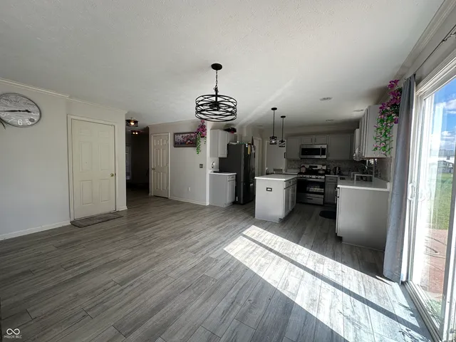 $420,000 | 6425 Bonneville Drive, Indianapolis, IN 46237