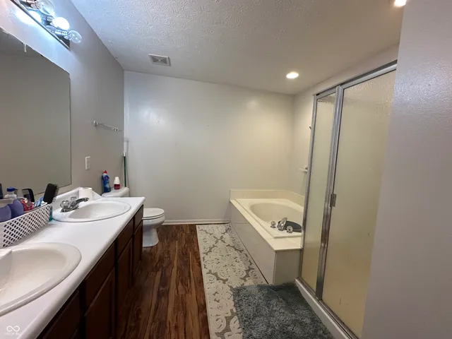 $420,000 | 6425 Bonneville Drive, Indianapolis, IN 46237