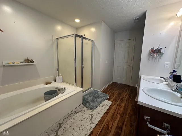 $420,000 | 6425 Bonneville Drive, Indianapolis, IN 46237