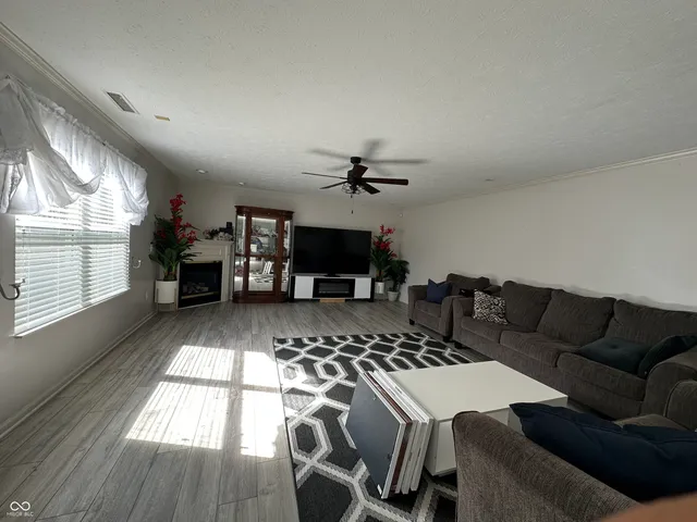 $420,000 | 6425 Bonneville Drive, Indianapolis, IN 46237