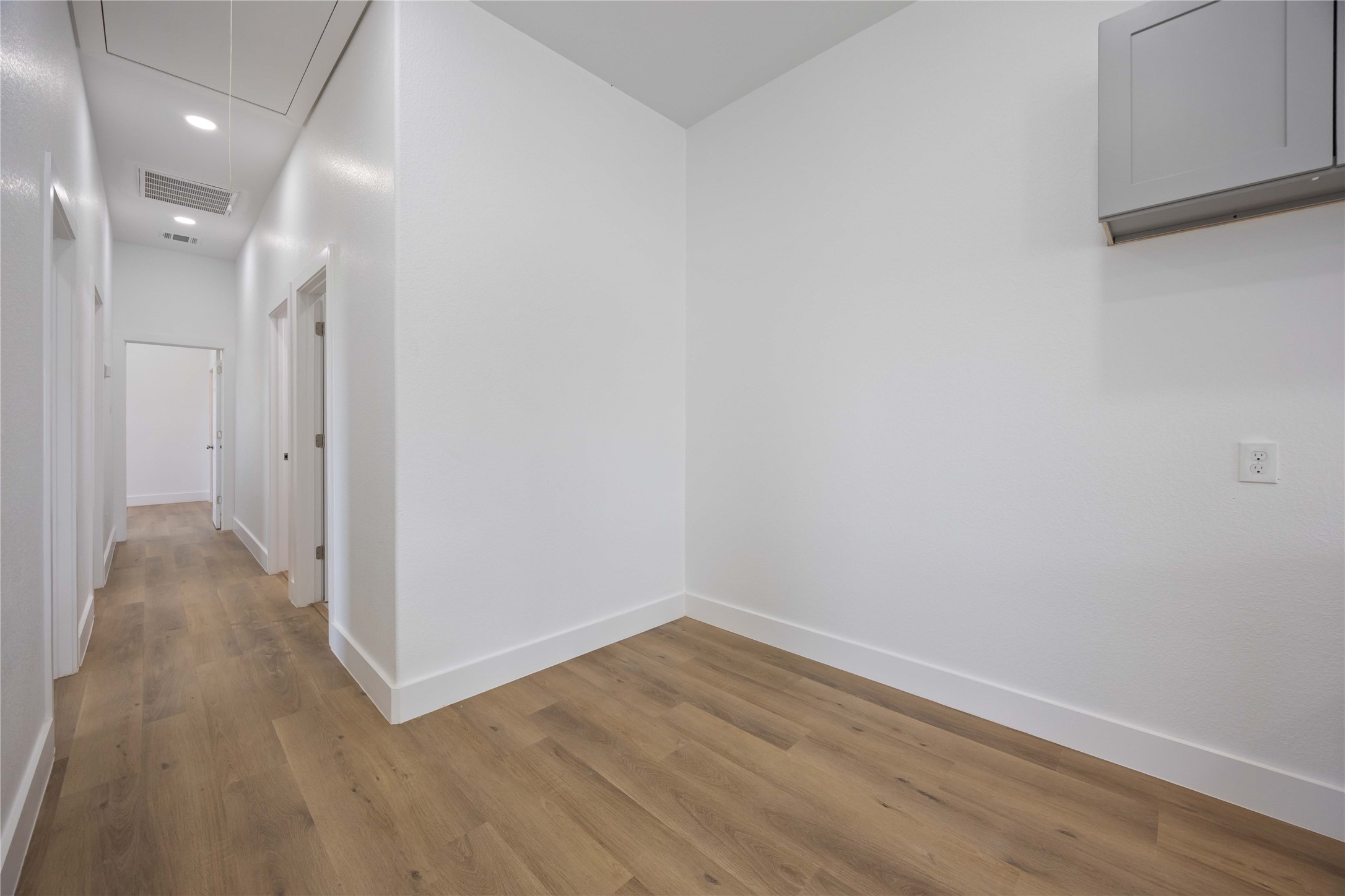 9723 Cargill Street, Unit B Houston, TX 77029 - Photo 7 of 21