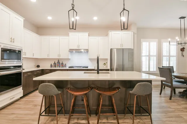 $449,500 | 17463 Vino Vines Lane, Conroe, TX 77302