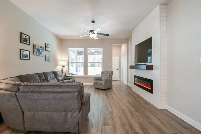 $449,500 | 17463 Vino Vines Lane, Conroe, TX 77302