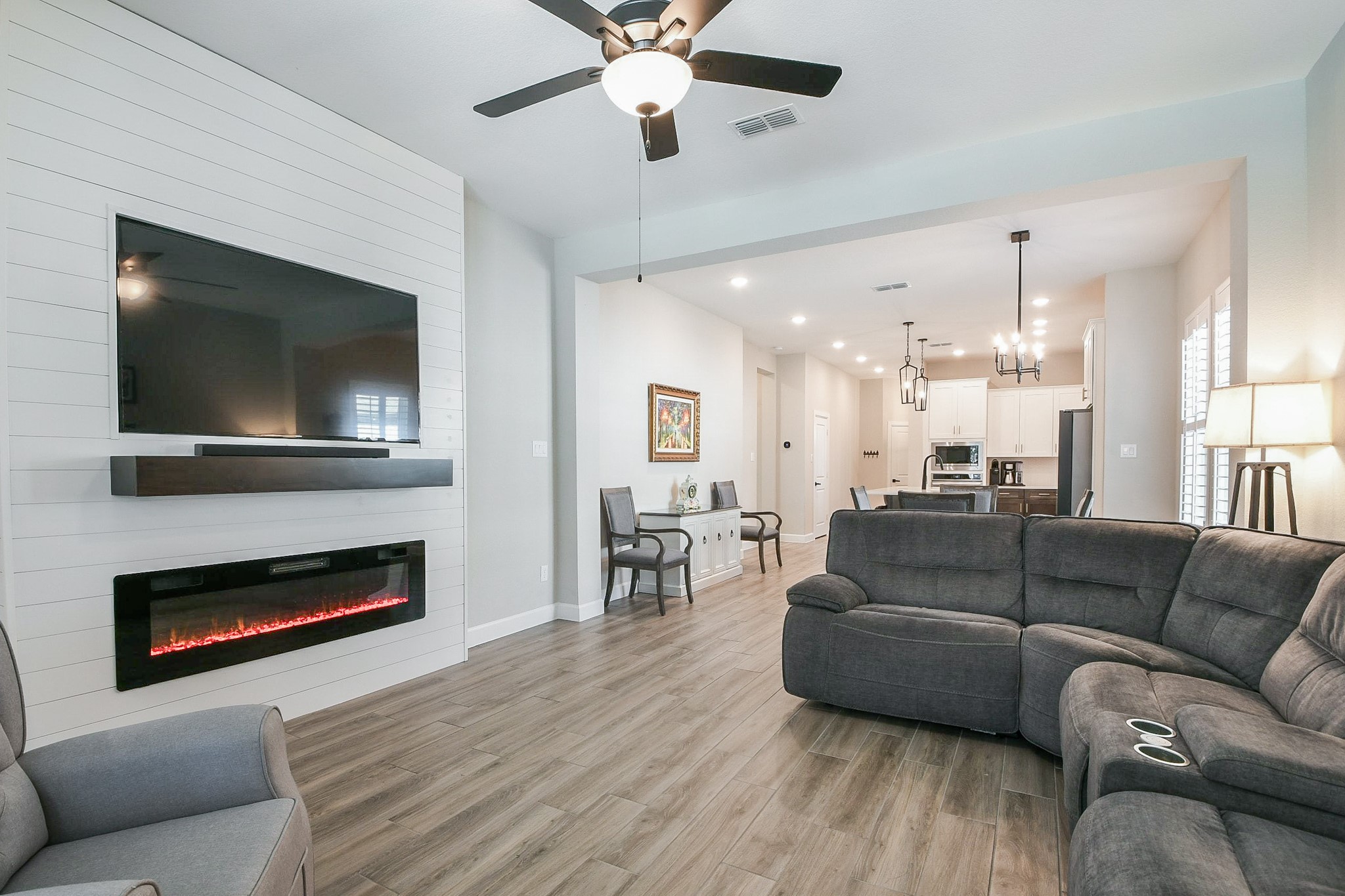 17463 Vino Vines Lane Conroe, TX 77302 - Photo 10 of 48