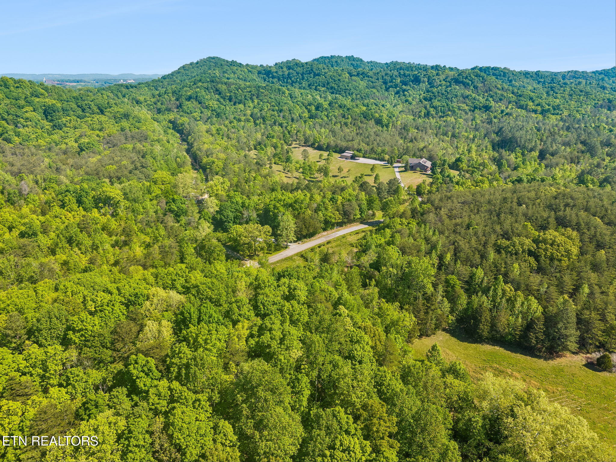 490 Co Road Etowah, TN 37331 - Photo 15 of 16 15-Co Rd 490 etowah - 015