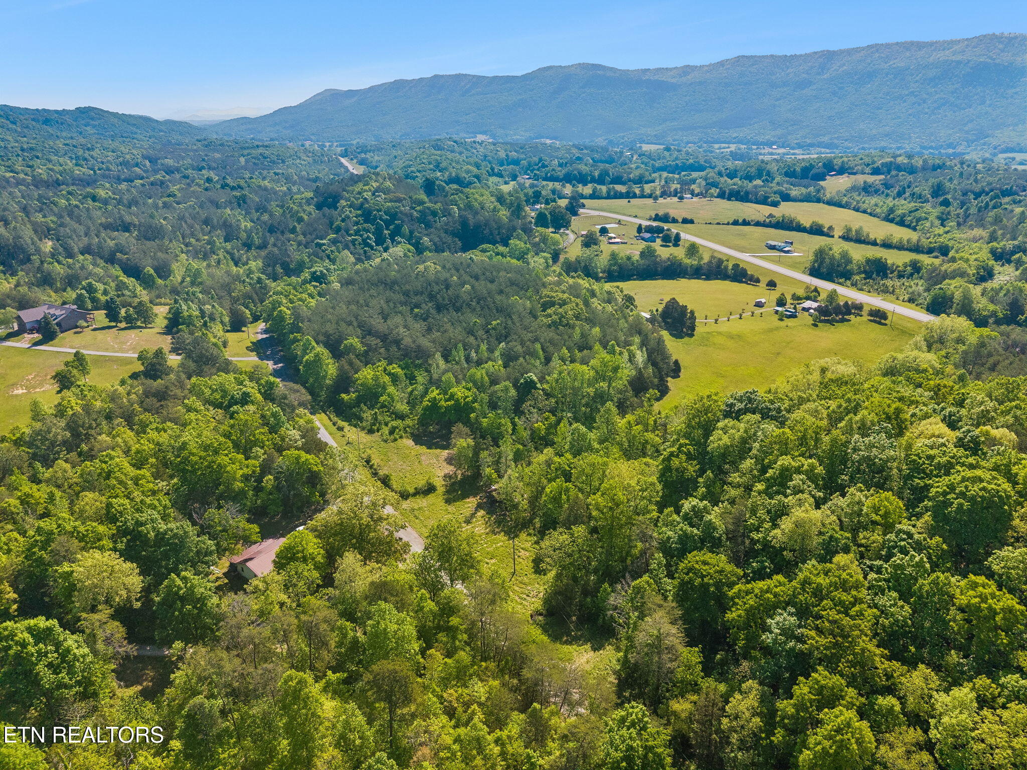 490 Co Road Etowah, TN 37331 - Photo 10 of 16 9-Co Rd 490 etowah - 009