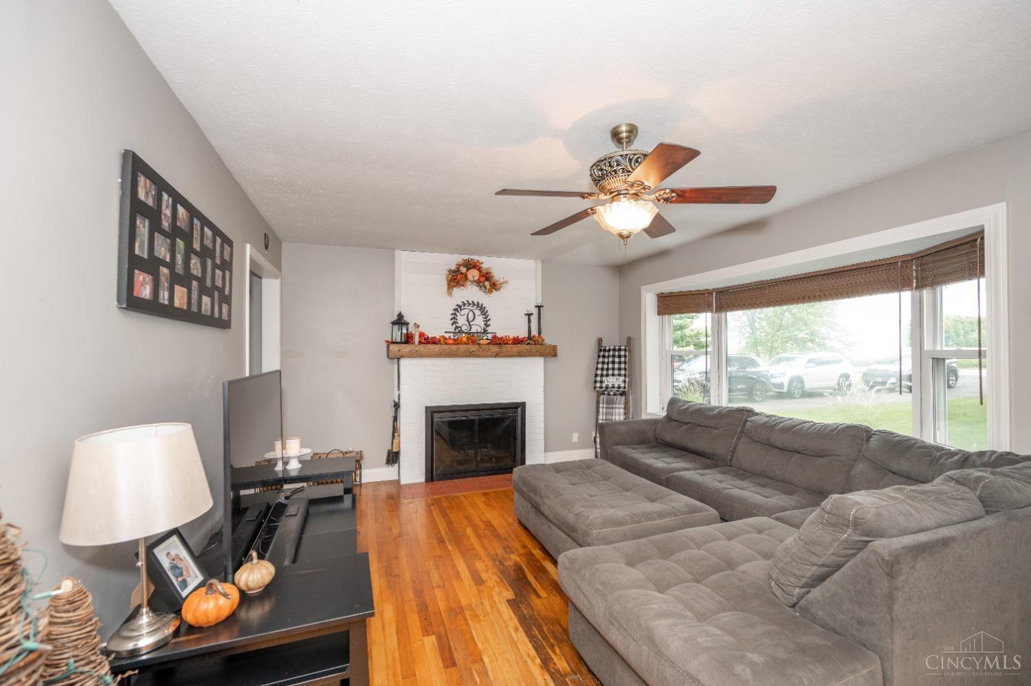 2699 Hart Road Lebanon, OH 45036 - Photo 3 of 26 Gallery Image 3